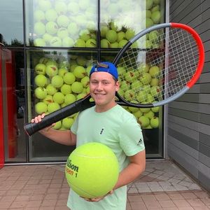 Meet your Posher, Ethan